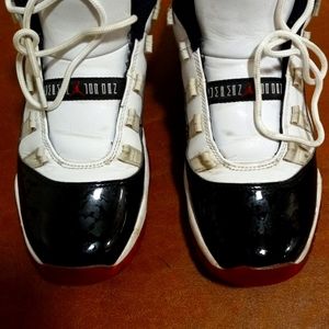 Nike Jordan gym shoe's